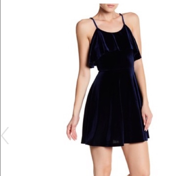 love...ady Dresses & Skirts - Ruffled Black Velvet Skater Dress Size M